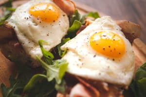 eat breakfast to reduce hunger, lose weight