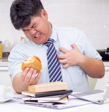 man with an increased heart rate after eating